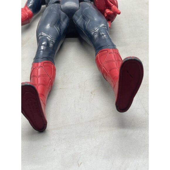 Marvel Titan Hero Series Avengers Infinity War Spider-Man figure Hasbro READ - Picture 4 of 8